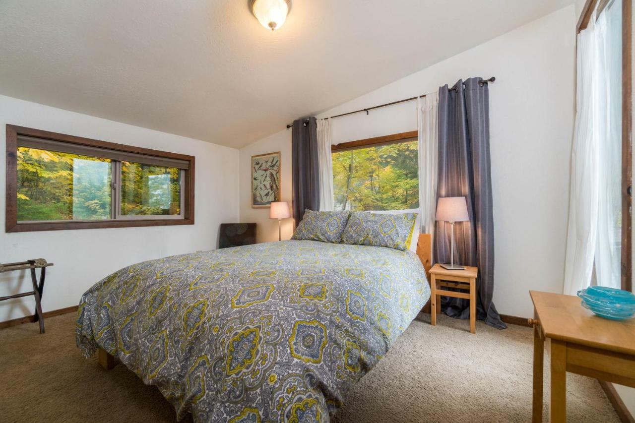 Vista View Chalet - 2 Bed 1 Bath Vacation Home In Lake Wenatchee Leavenworth Extérieur photo